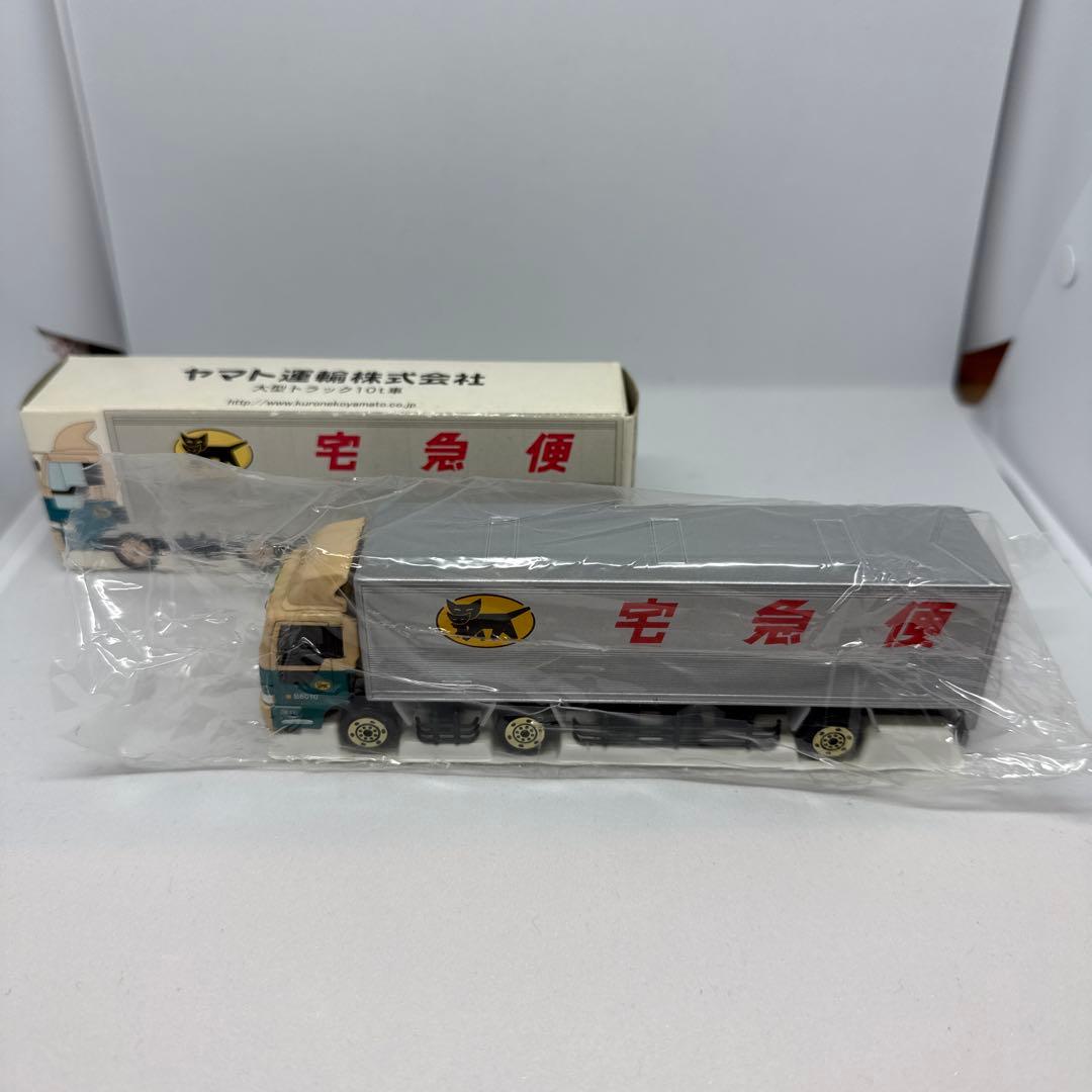 トミカ 宅急便トラック エラー品