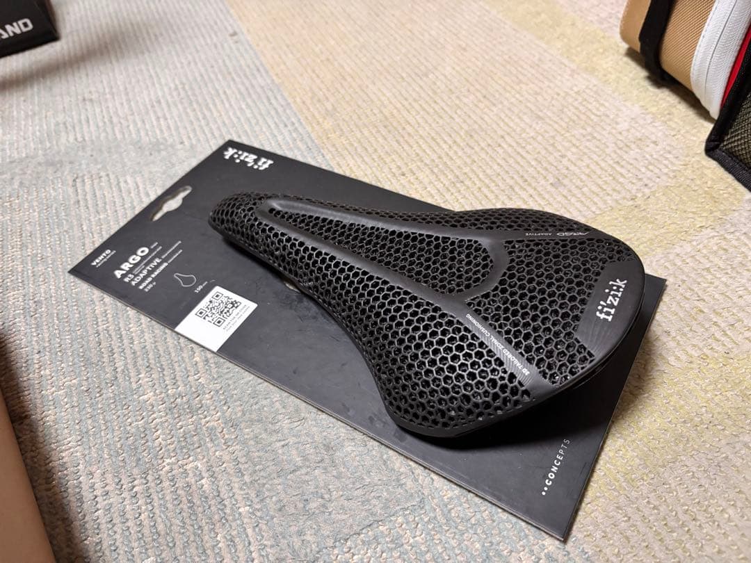 FIZIK フィジーク ARGO VENTO R3 ADAPTIVE 150mm