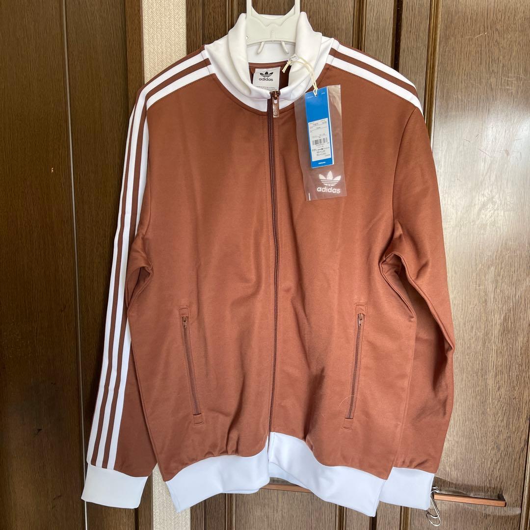 新品タグ付きadidas トレフォイルロゴ　 ブラウン ジャージ ジャケット