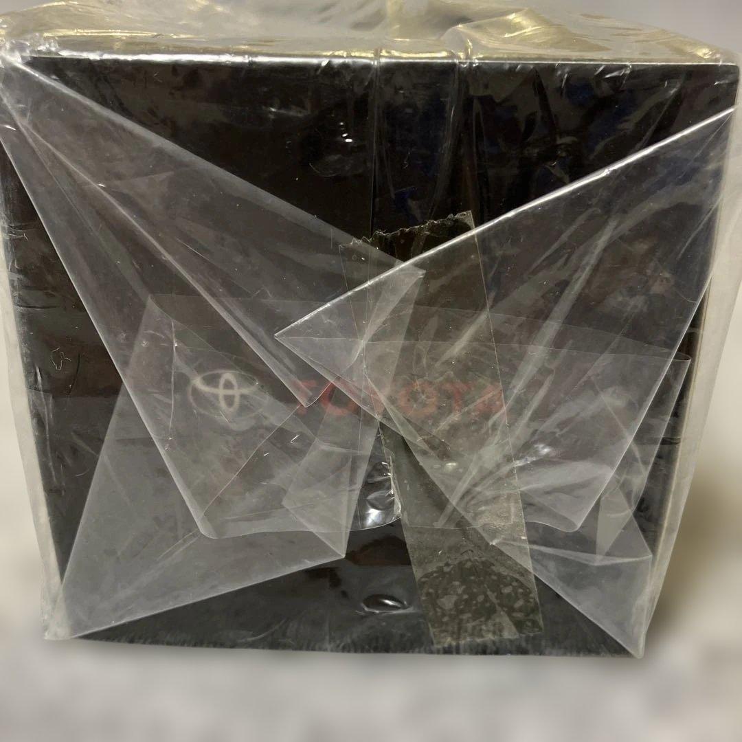 新品エスクァイア　ミニカー④220スパークリングブラックパールクリスタルシャイン