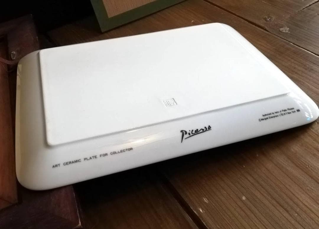 額入【飾り絵皿】パブロ・ピカソ Marigold 1985