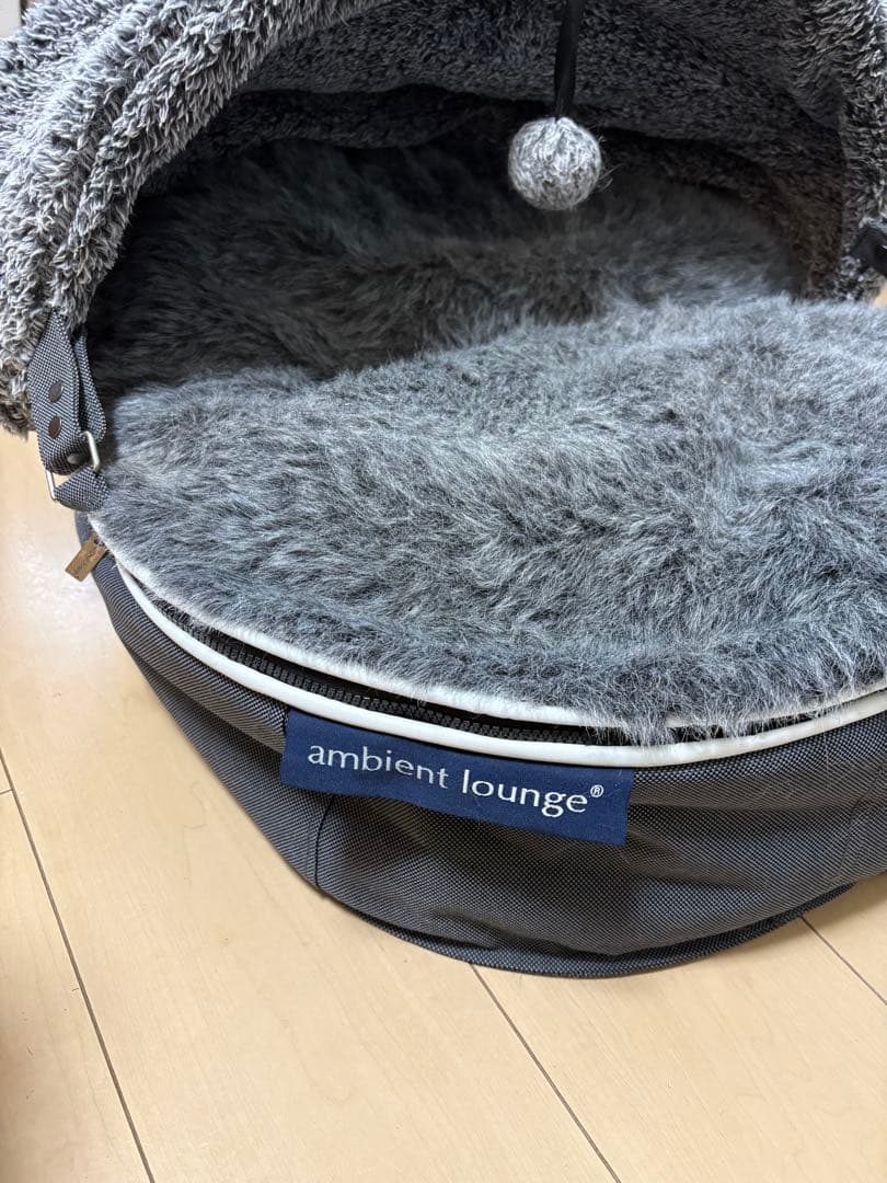 アンビエントラウンジ　ペットラウンジフード付き Sサイズ