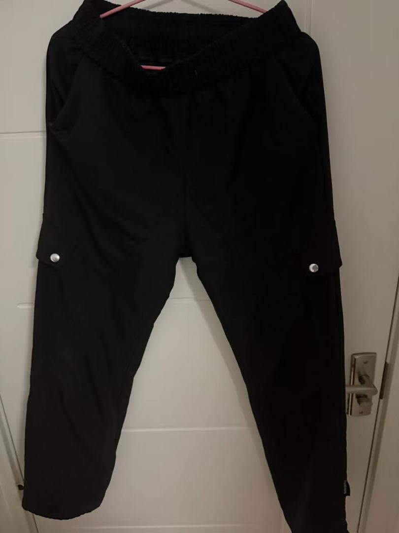 ブラック サイドポケット付きパンツ