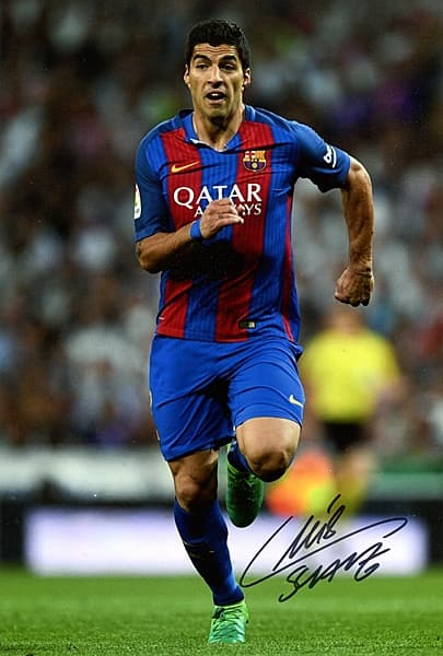 ウルグアイ代表　証明書付き　ルイス スアレス FCバルセロナ 直筆サインフォト