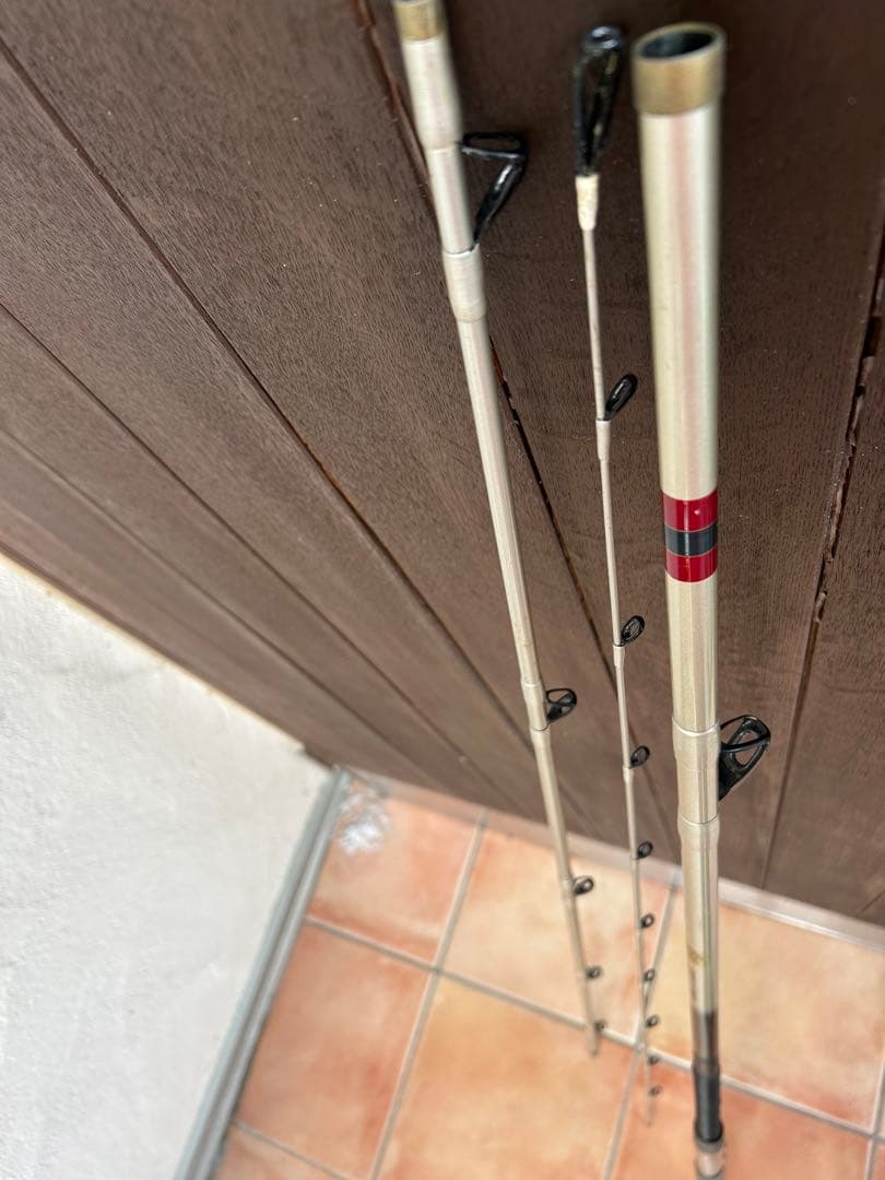 【匿名配送】がまかつ　がま船　LEOARC 真鯛30-390 竿　釣り