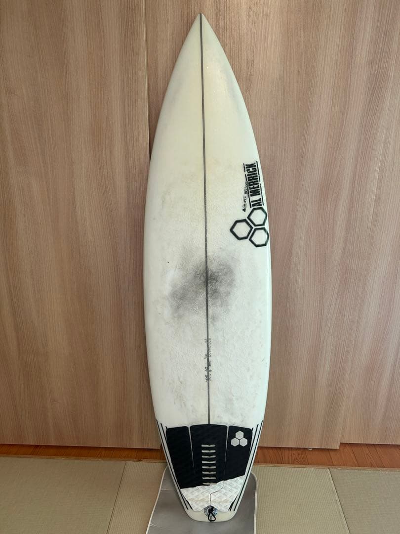 チャンネルアイランド　ブラック&ホワイト　5.9