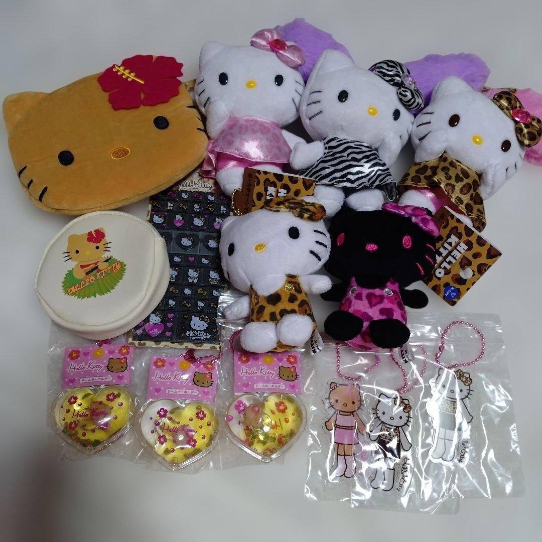 ハローキティ　マスコット　ポーチ　ドームキーホルダー　タイルシール　まとめ