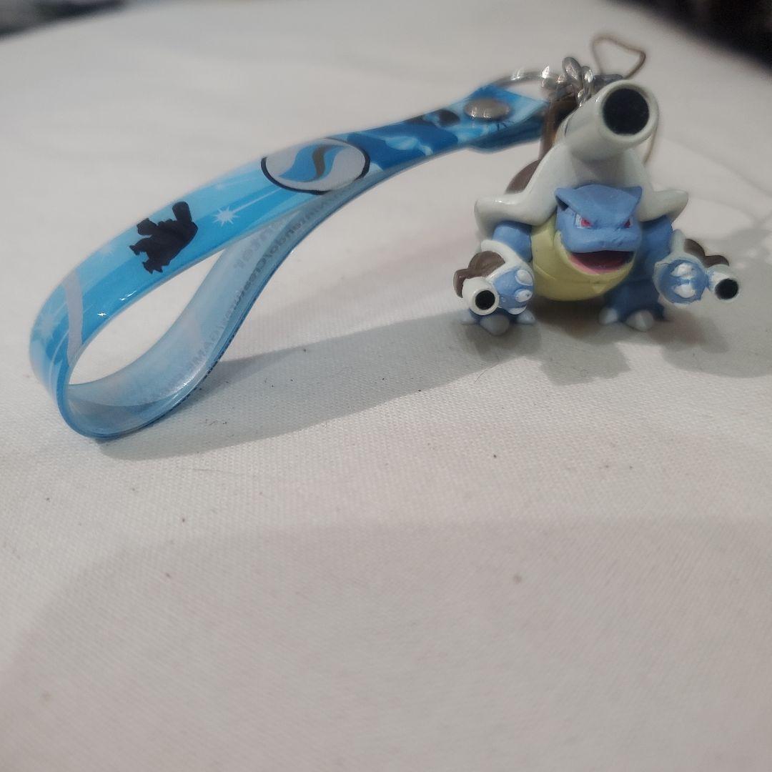 メガカメックス　ストラップ