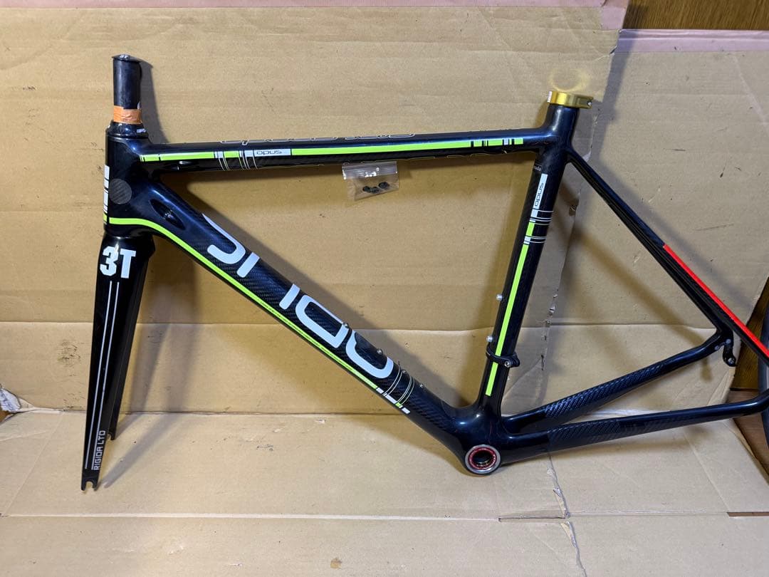 OPUS オープス　CRESCENDO フルカーボン　ロードバイクフレーム