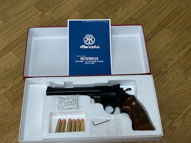 S&W M29 6.5inchマルシンガスリボルバー ABS木製グリップ