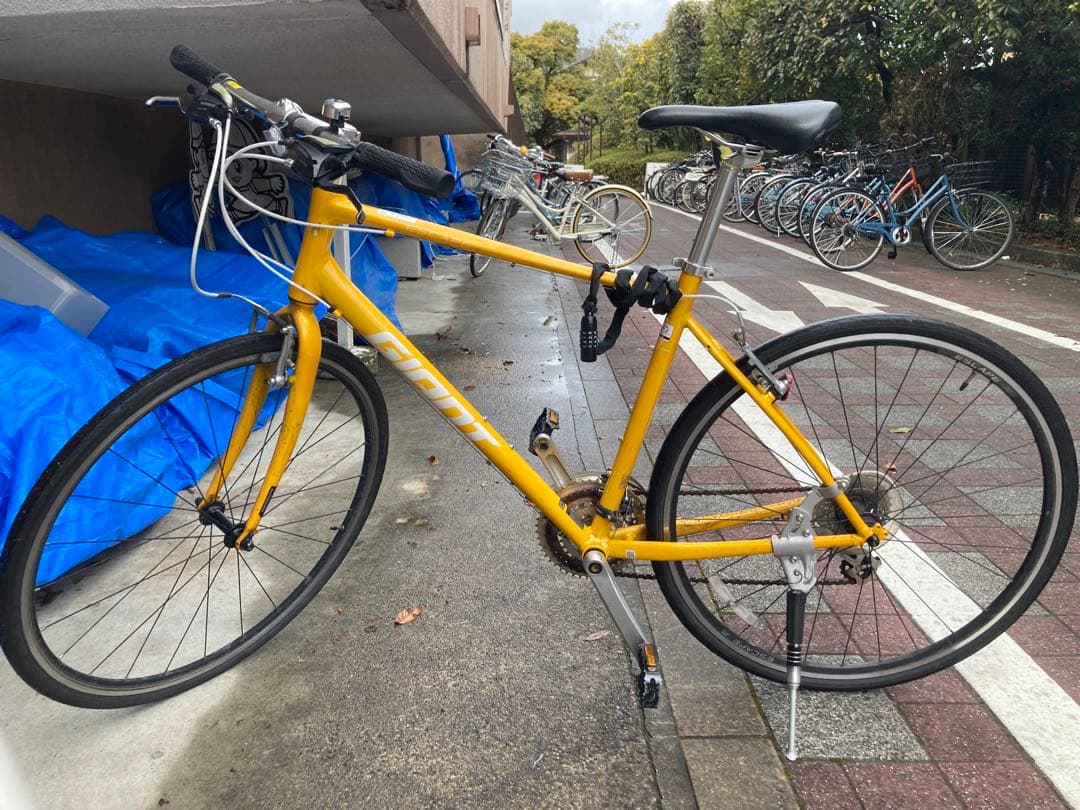 GIANT escape r3クロスバイク イエロー