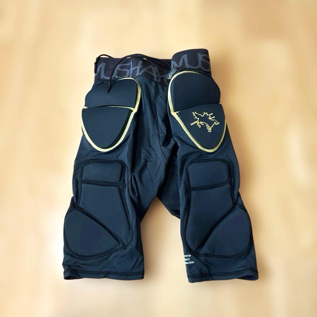 鎧武者　ヒッププロテクター　ハーフ スノーボード・スキー　Mサイズ　未使用品