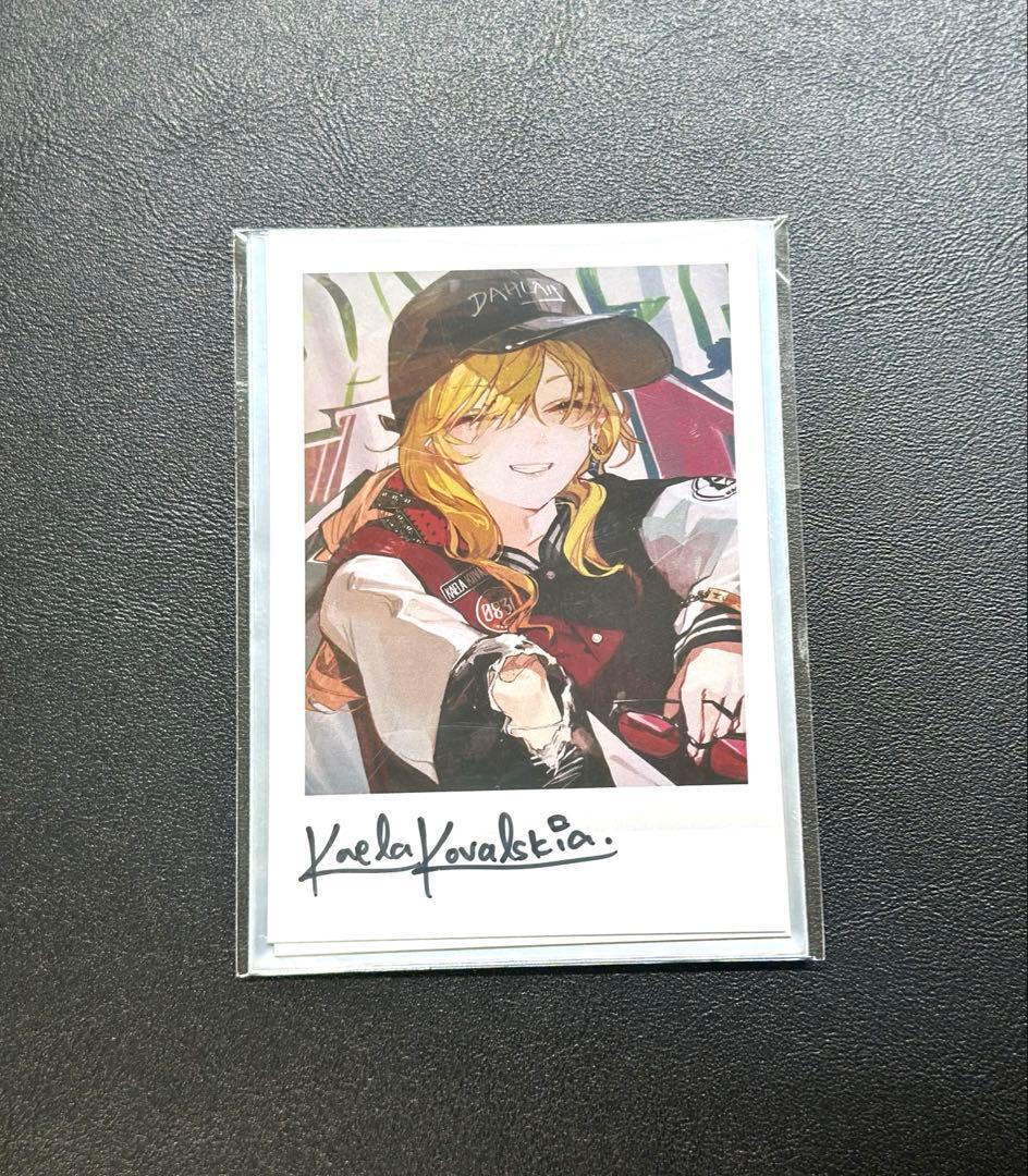 カエラ・コヴァルスキア 誕生日記念2024 直筆サイン入りチェキブロマイド