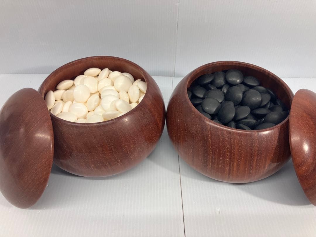 A【碁石セット】囲碁 蛤 貝 木製 趣味 遊び　木箱入り