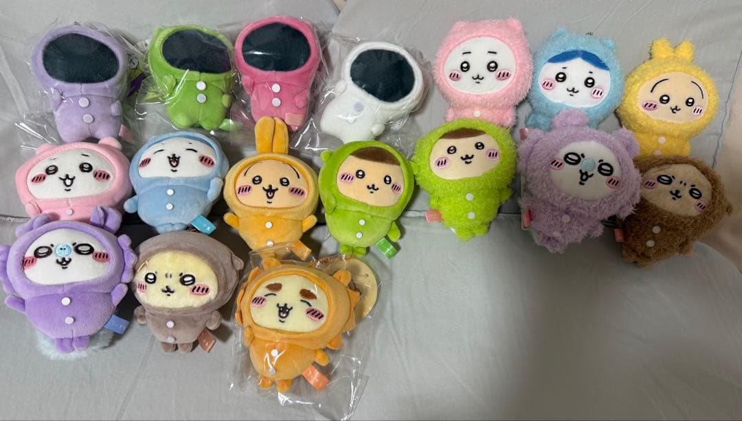 ちいかわ　パジャマパーティーなぷちミニマスコット　パジャマパーティーズ　MINI