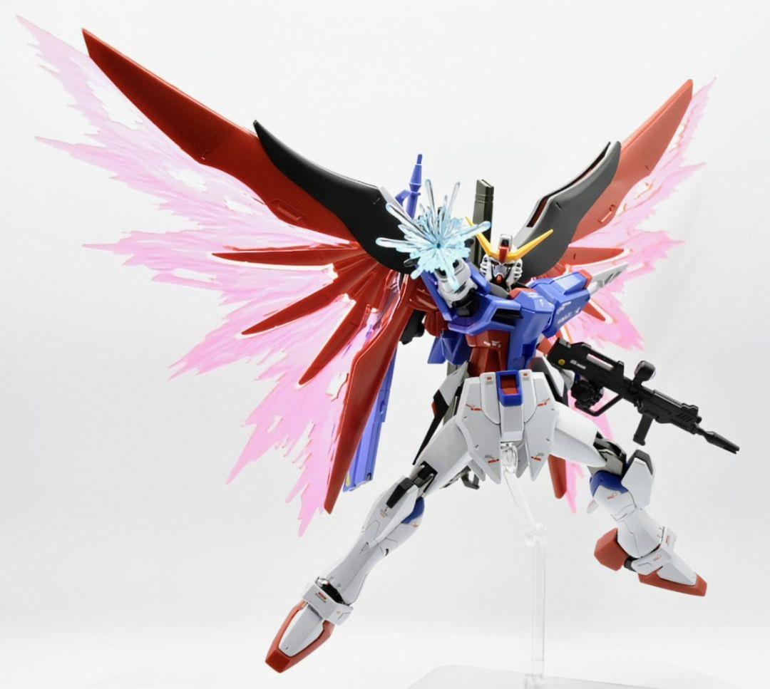 〚 HGCE 1/144 ディステニーガンダム 〛塗装済完成品