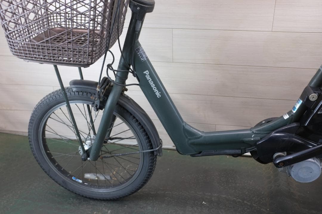 電動自転車 パナソニック　 20インチ 3段変速 8.9Ah　充電器有