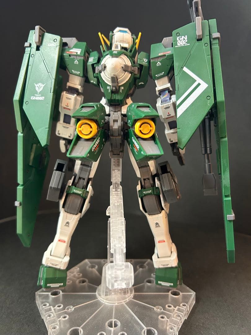 MG ガンダム　デュナメス　完成品