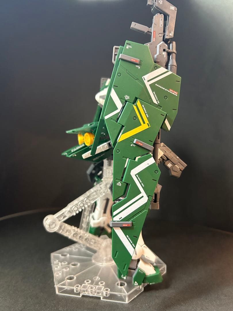 MG ガンダム　デュナメス　完成品