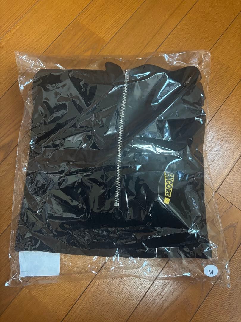 BIGBANG D-LITE 2025 ハーフジップスウェット