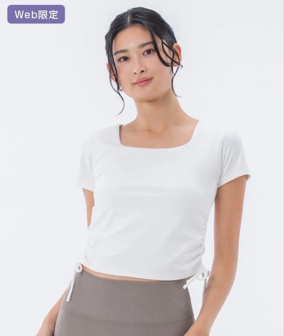 Lサイズ【SUKALA】カップ付きルーシュドサイドTee