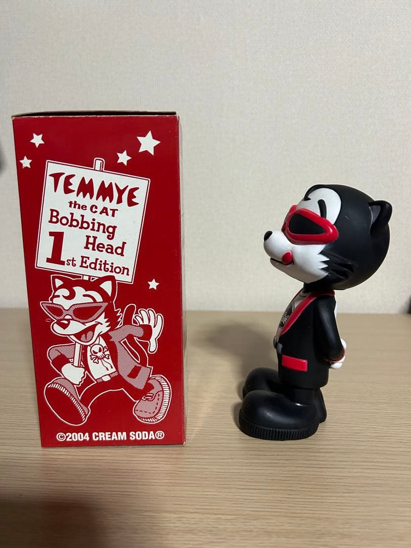 CREAMSODA★Temmye★ボビングヘッドフィギュア★新品★1stレッド