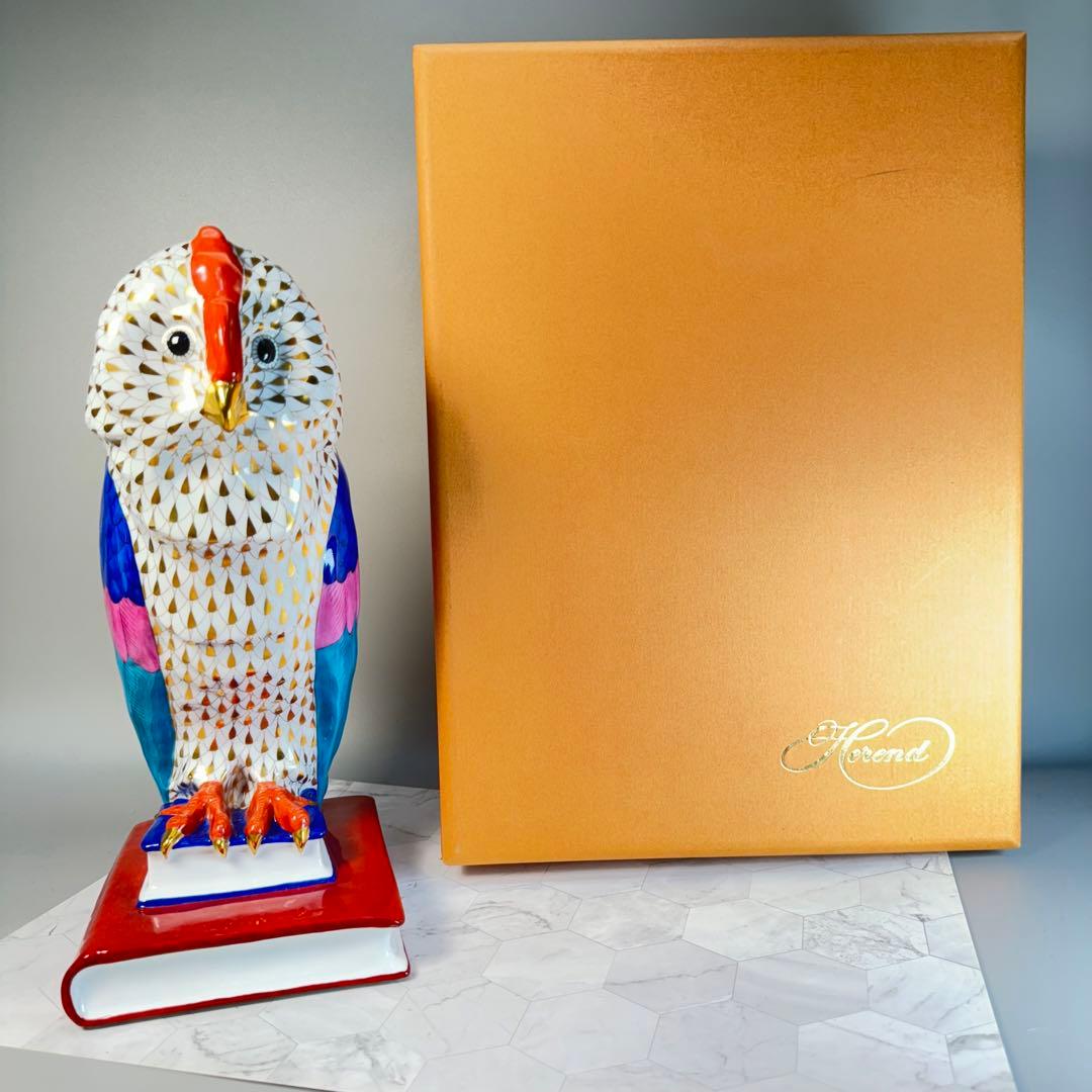 DA 1298 ヘレンド　herend本の上のフクロウ　縁起物　置物　陶器