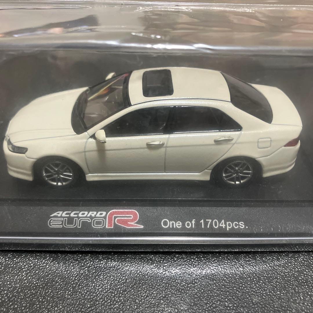 1/43 ホンダ　アコード　ユーロR　ミニカー　プレミアムホワイトパール