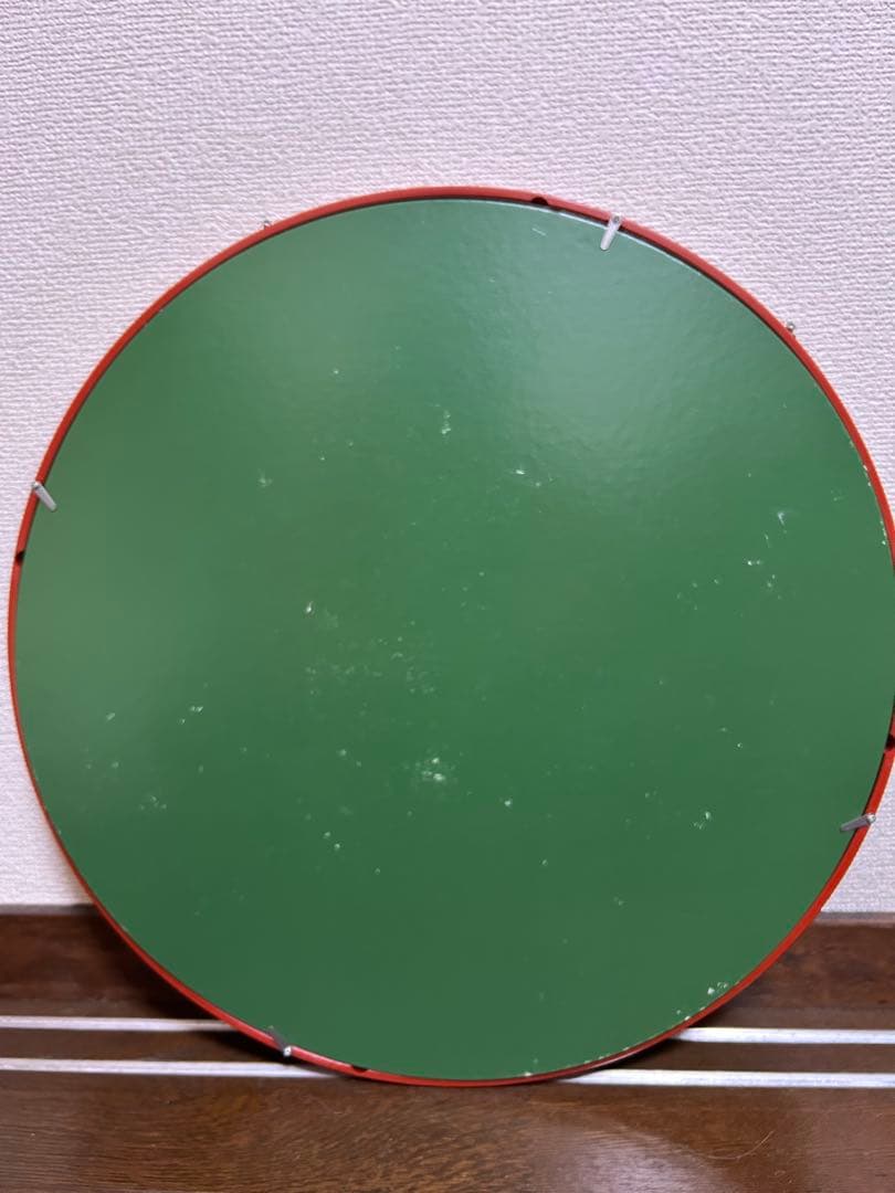 特選御和額 円形　細かい刺繍と装飾が特徴の作品