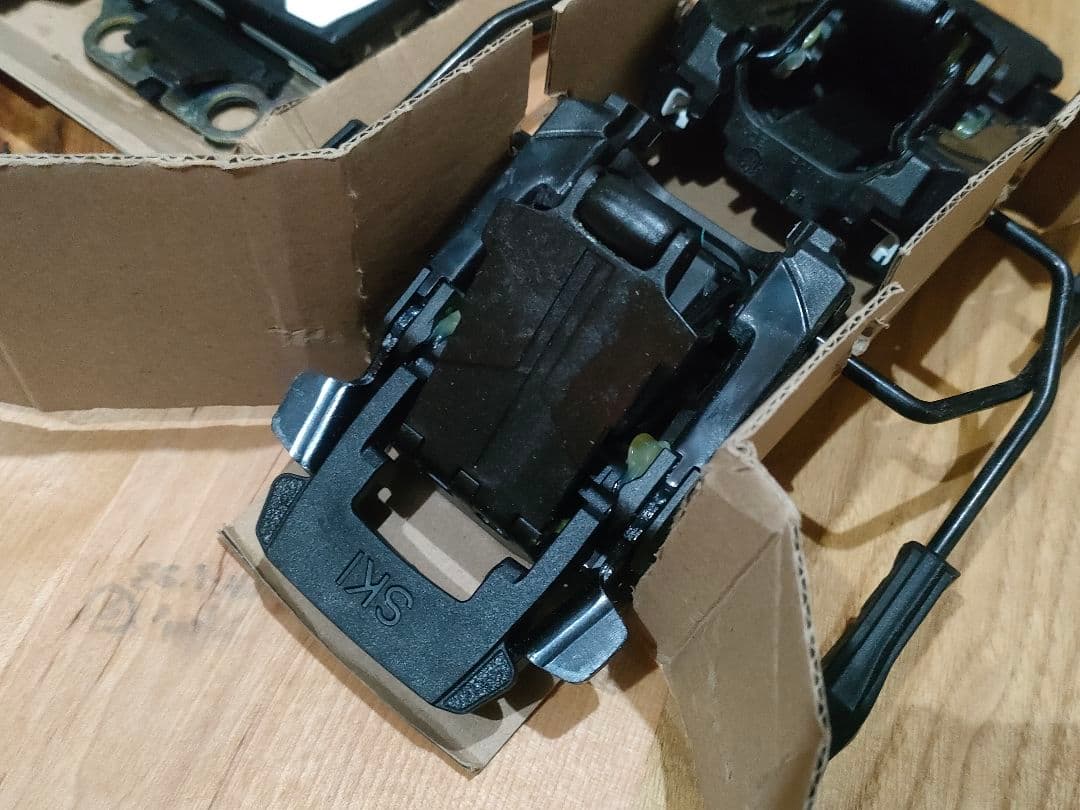 新品・未使用 S/LAB SHIFT MNC 10 ビンディング　100-120