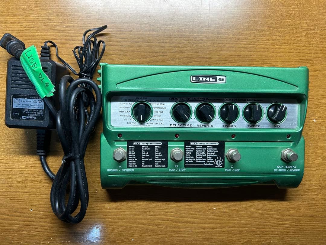 LINE 6 DL4 delay Modeler エフェクター【アダプター付】