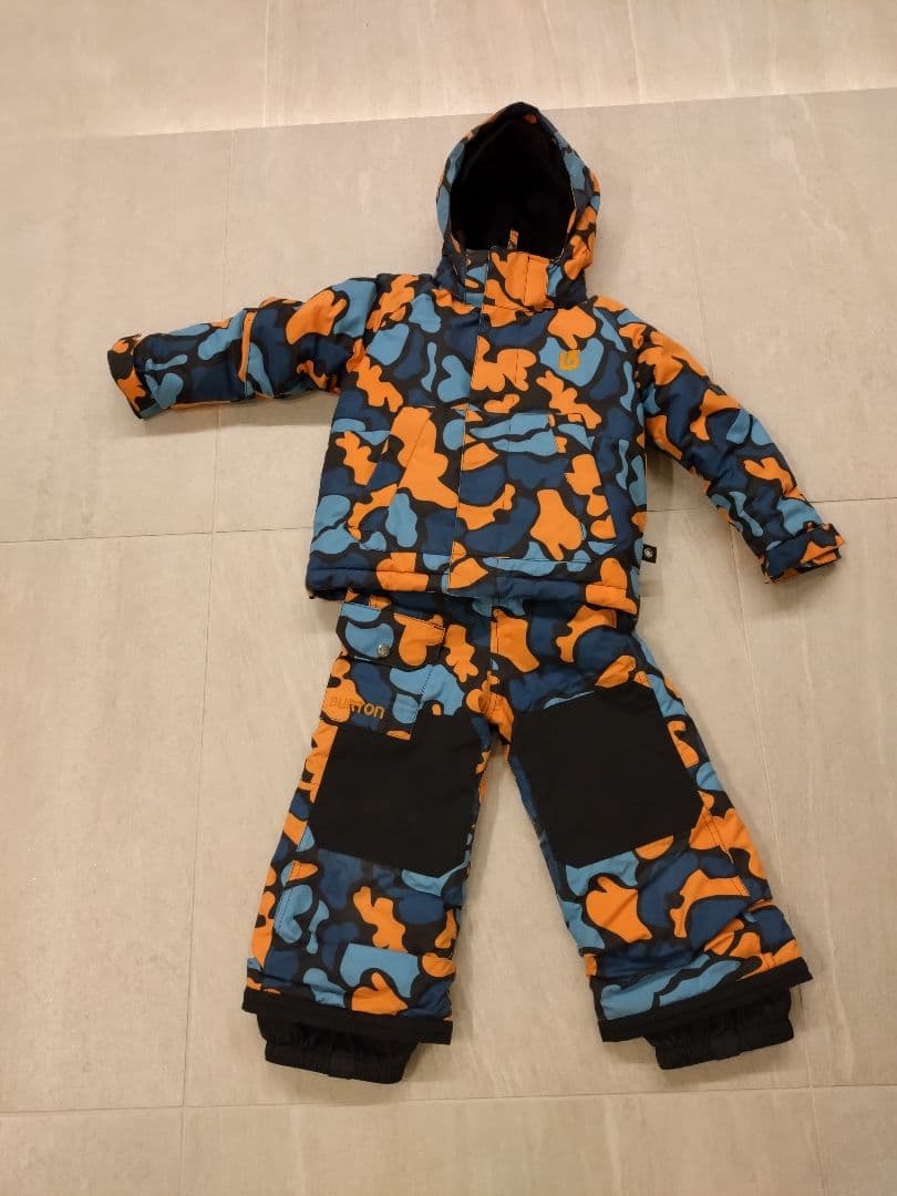 BURTON スノーボードウェア 子ども用　上下セット　3T