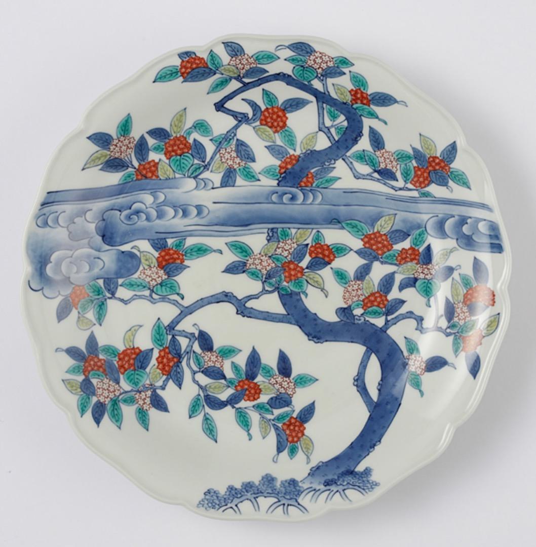 十三代今泉今右衛門 重要無形文化財「色鍋島皿」尺皿　Iro Nabeshima