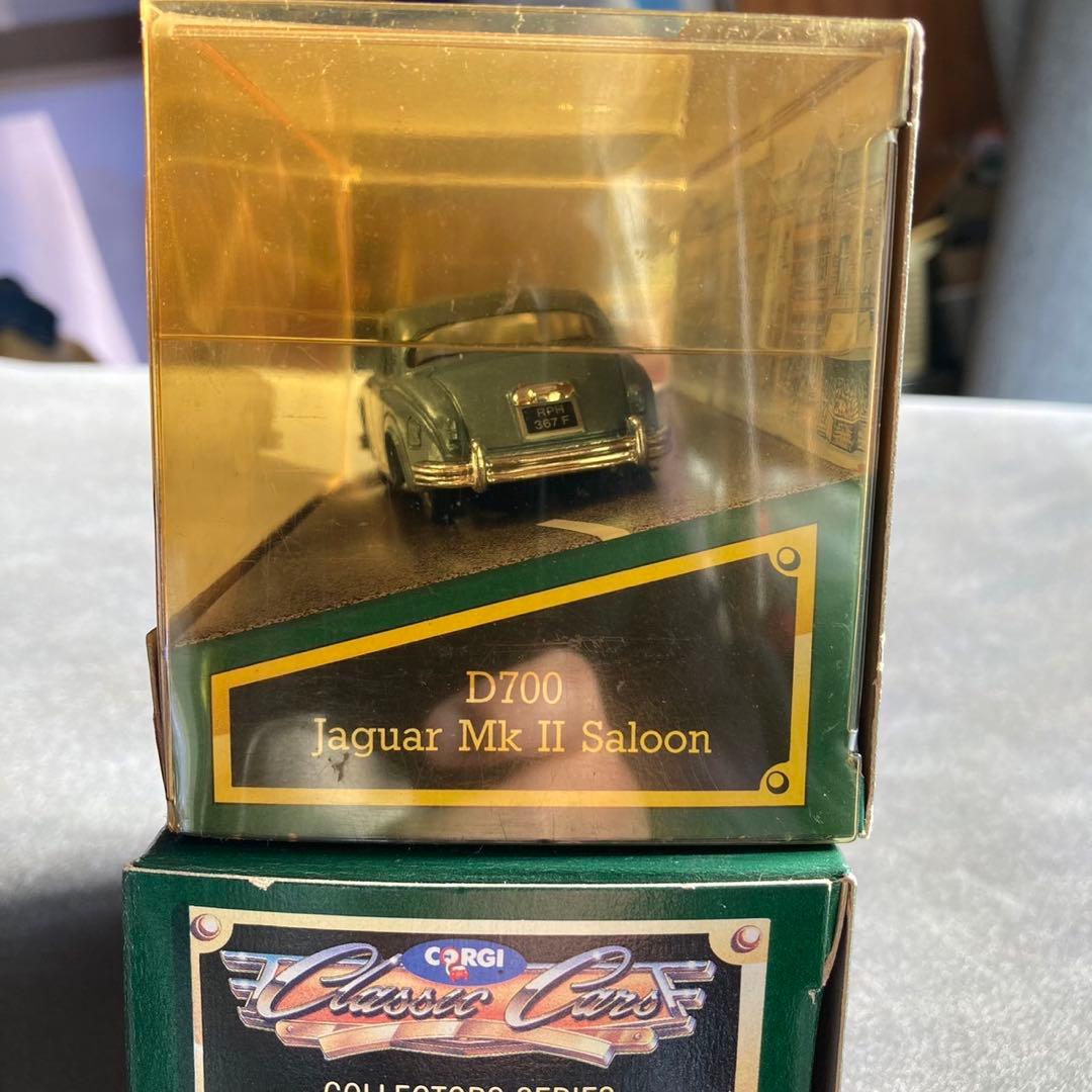 コーギー　クラッシックカーズ　1959年ジャガーサルーン&3.4 ポリス仕様