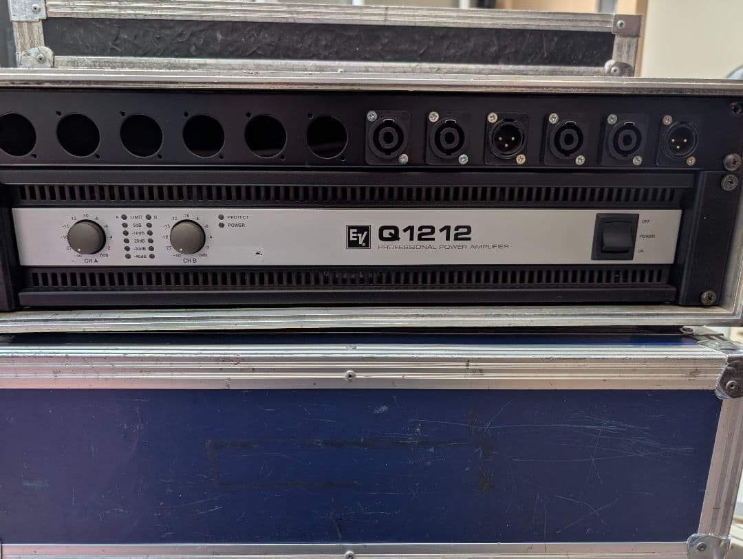 ElectroVoice Q1212 エレクトロボイス パワーアンプ その１