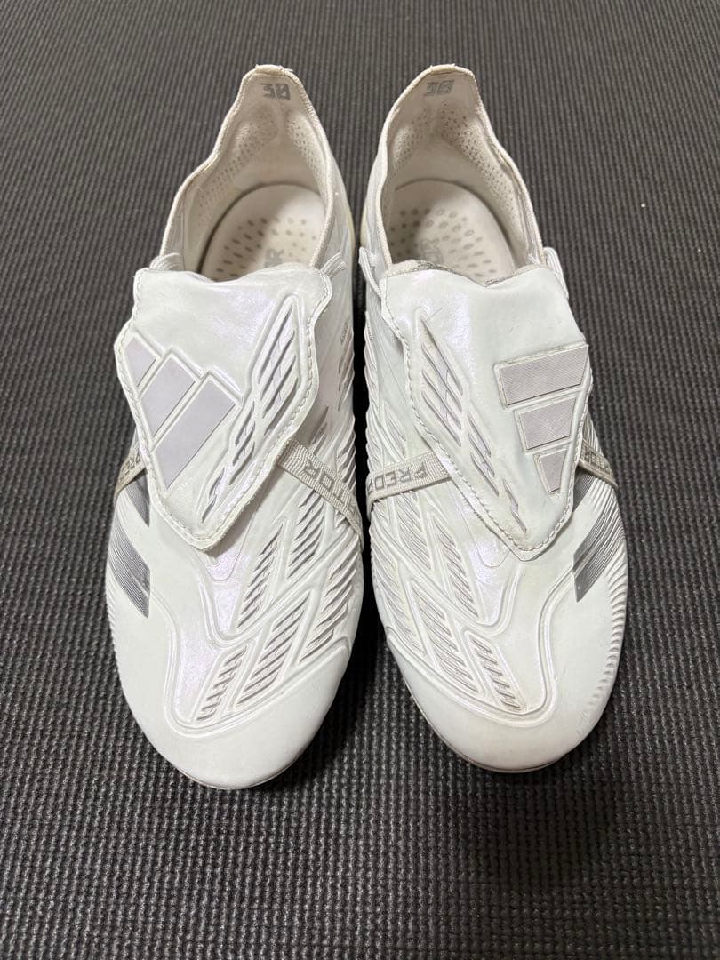 アディダスプレデターエリートFT FG 26cm