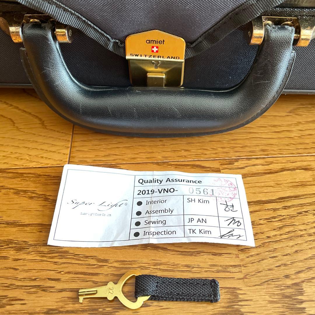 4/4ヴァイオリンケース　黒　スーパーライト