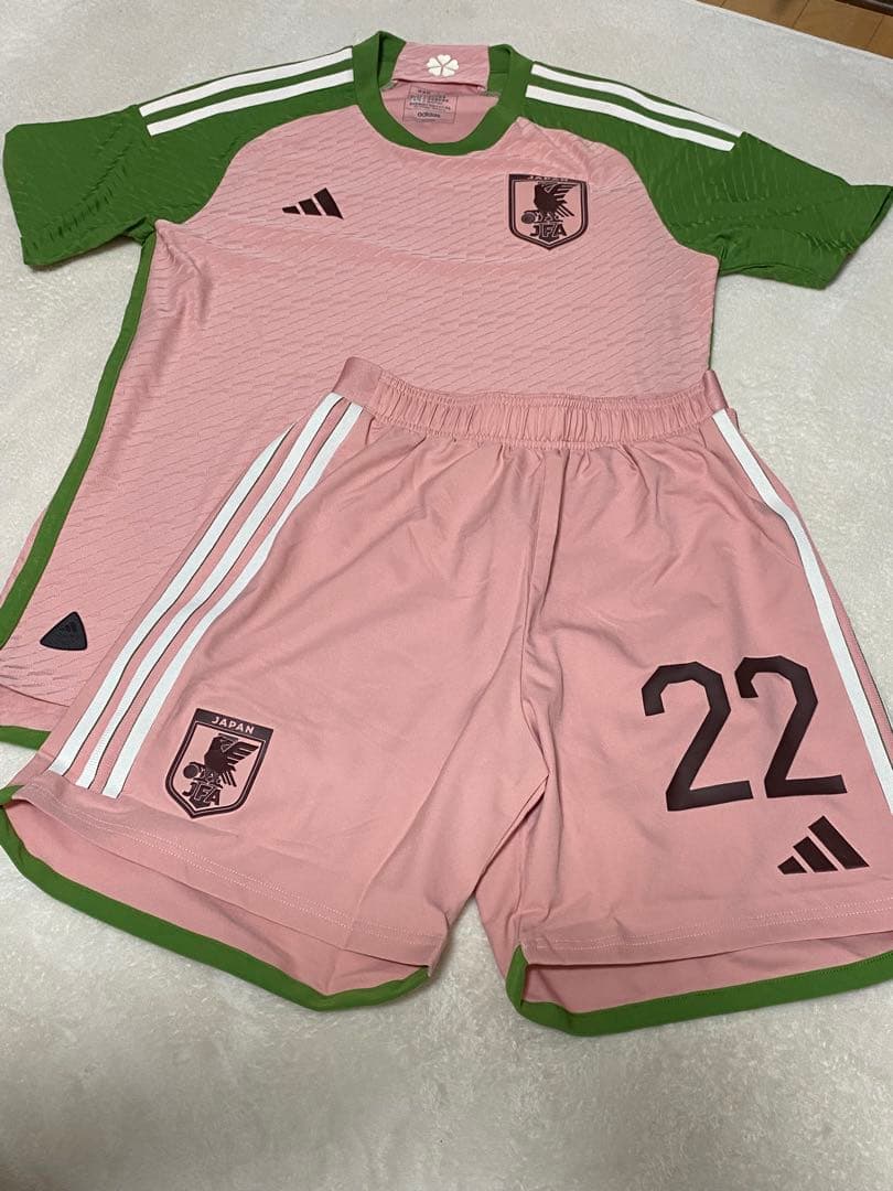 adidas アディダス NIGO 日本代表ユニフォーム桜餅 セットアップ