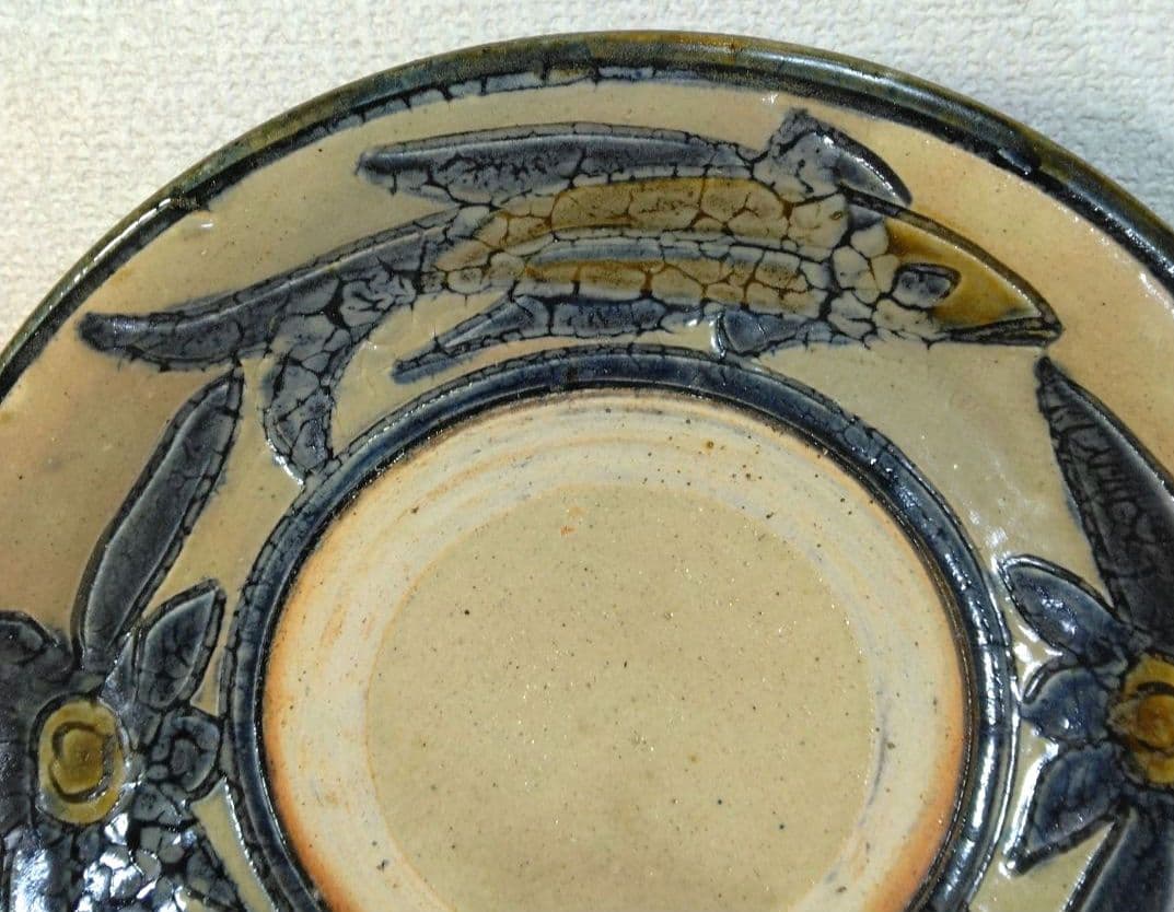 人間国宝 金城次郎 八寸皿 栞 共箱 美品 壺屋焼 壷屋焼 魚紋花文皿 やちむん