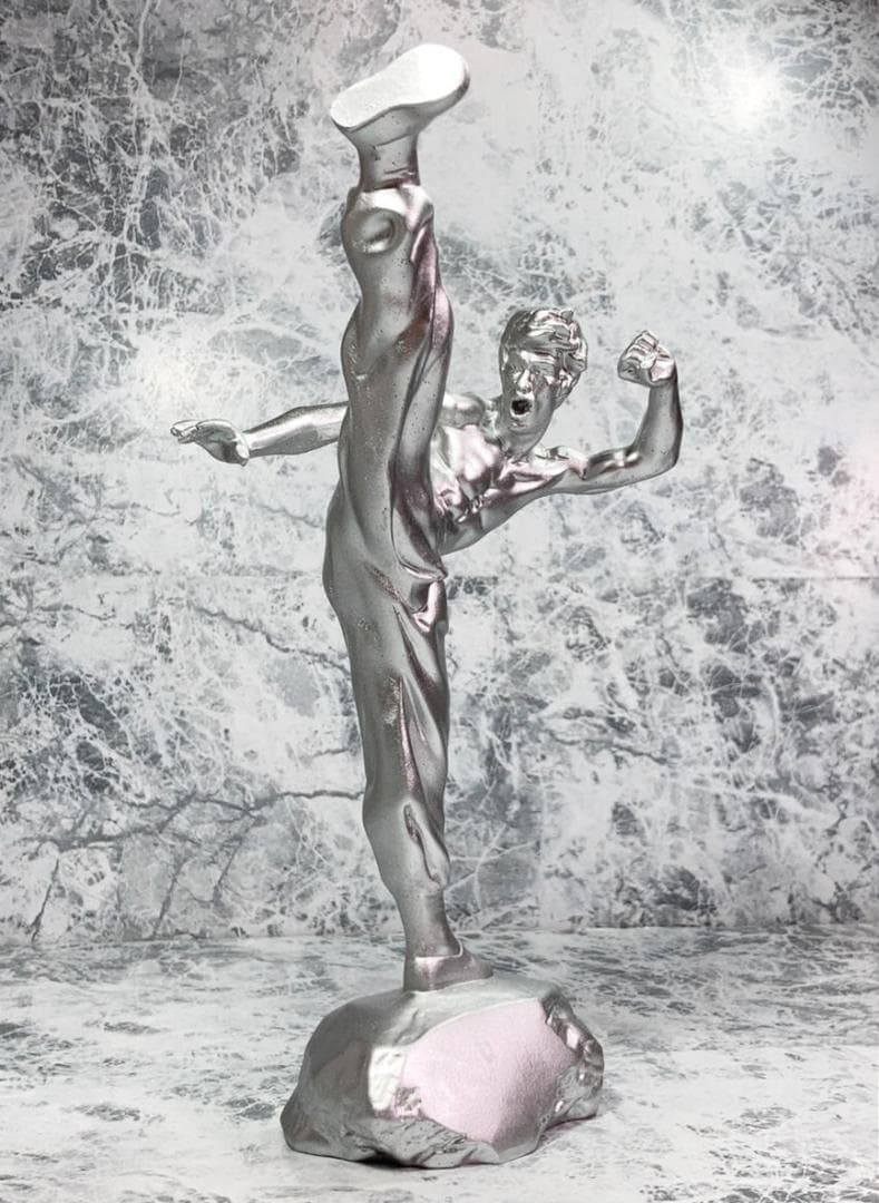 「ブルース・リー　銅像風 フィギュア　シルバー」jo-db