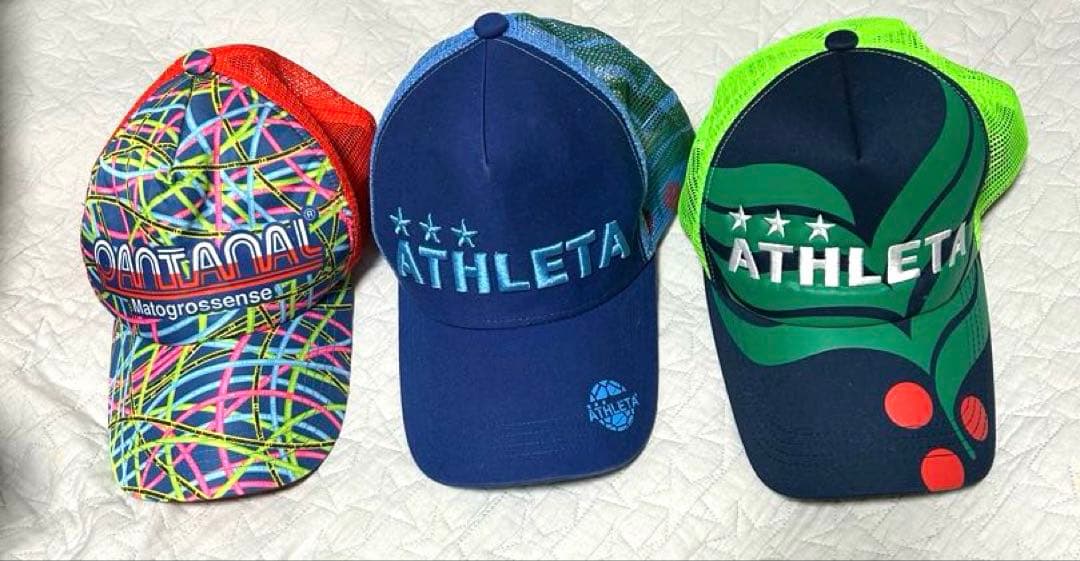 ATHLETA メッシュキャップ2点とパンタナールキャップ1点の3点セット