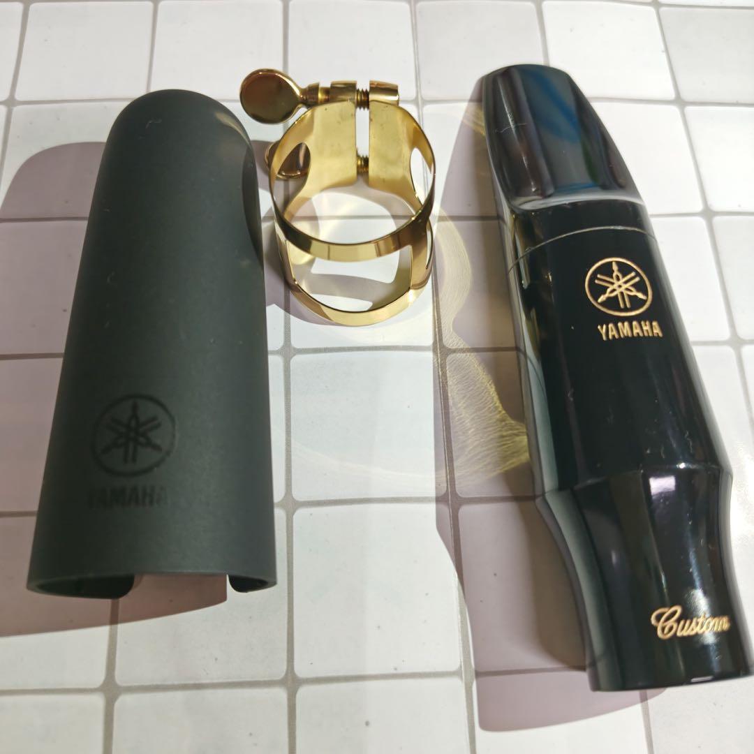 バリトンサックス用「マウスピース・リガチャー・キャップセット（ヤマハカスタム）」