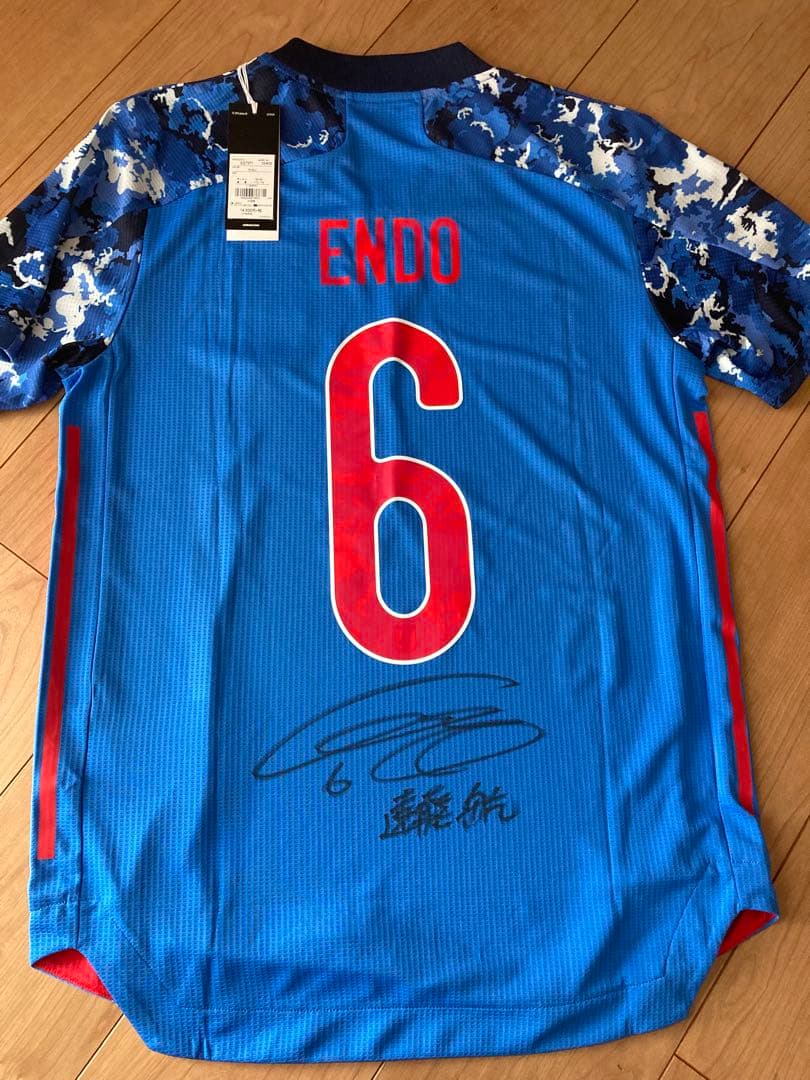 遠藤航　直筆サイン入りユニフォーム　日本代表 背番号6 サイズL