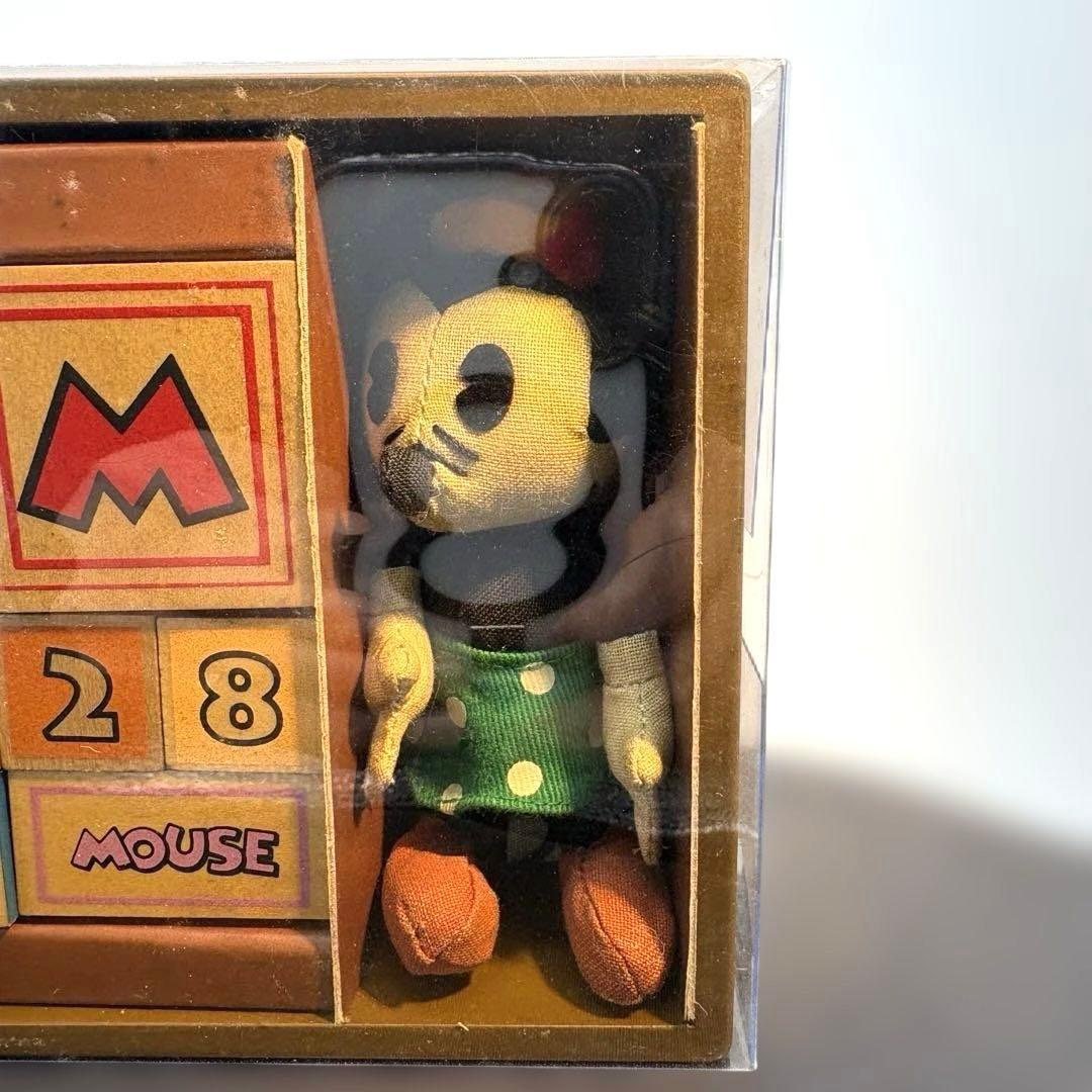 東京ディズニーランド ミニーマウス 木製ブロック＆ぬいぐるみセットの出品