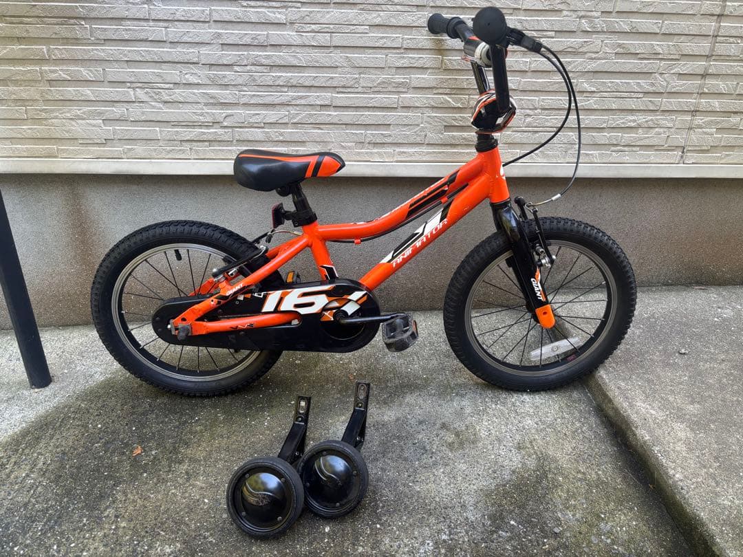 GIANT AMIMETOR オレンジ色 16インチ 子供用自転車 補助輪付き