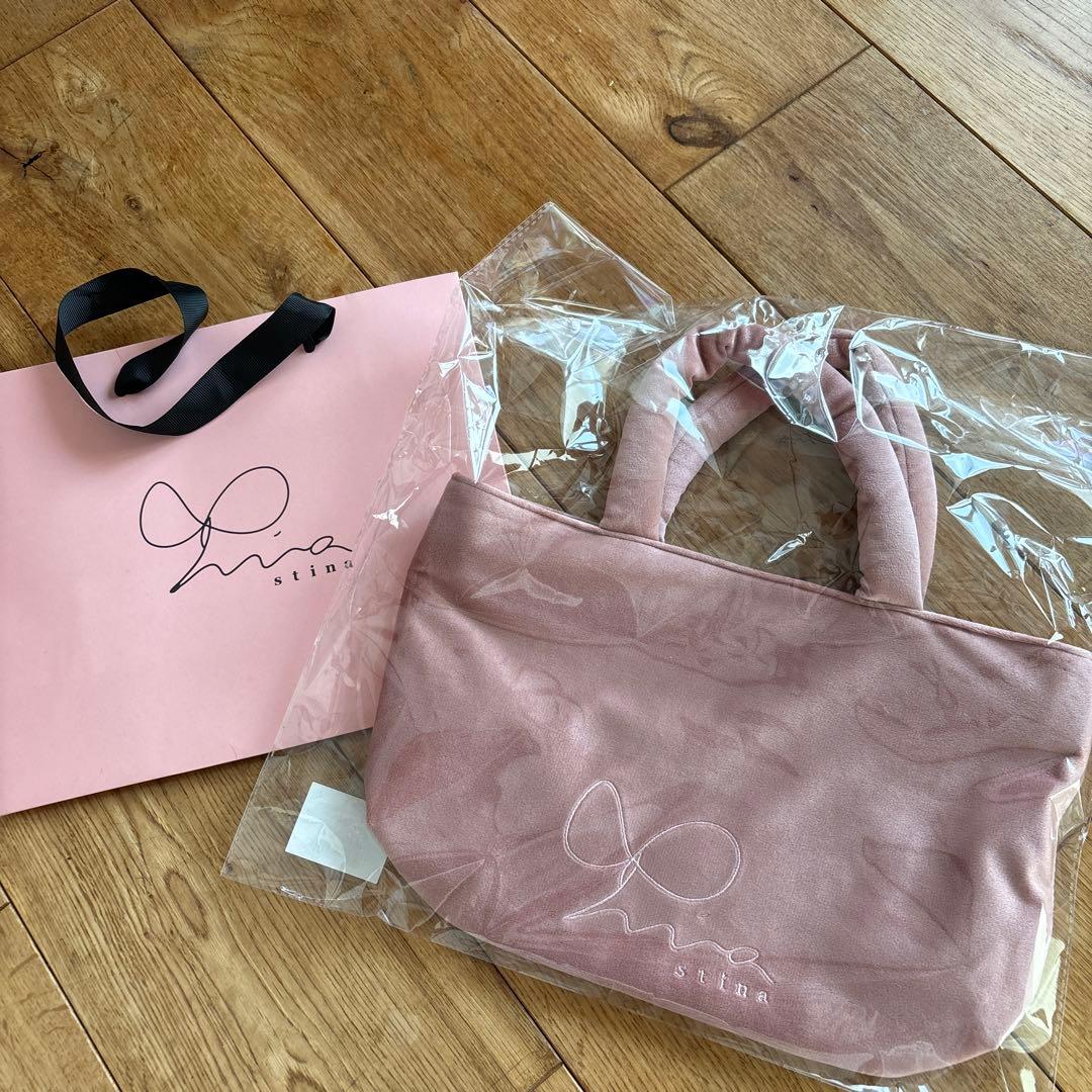 新品　stina ベロアバッグ　ローズピンク　ショッパー付き