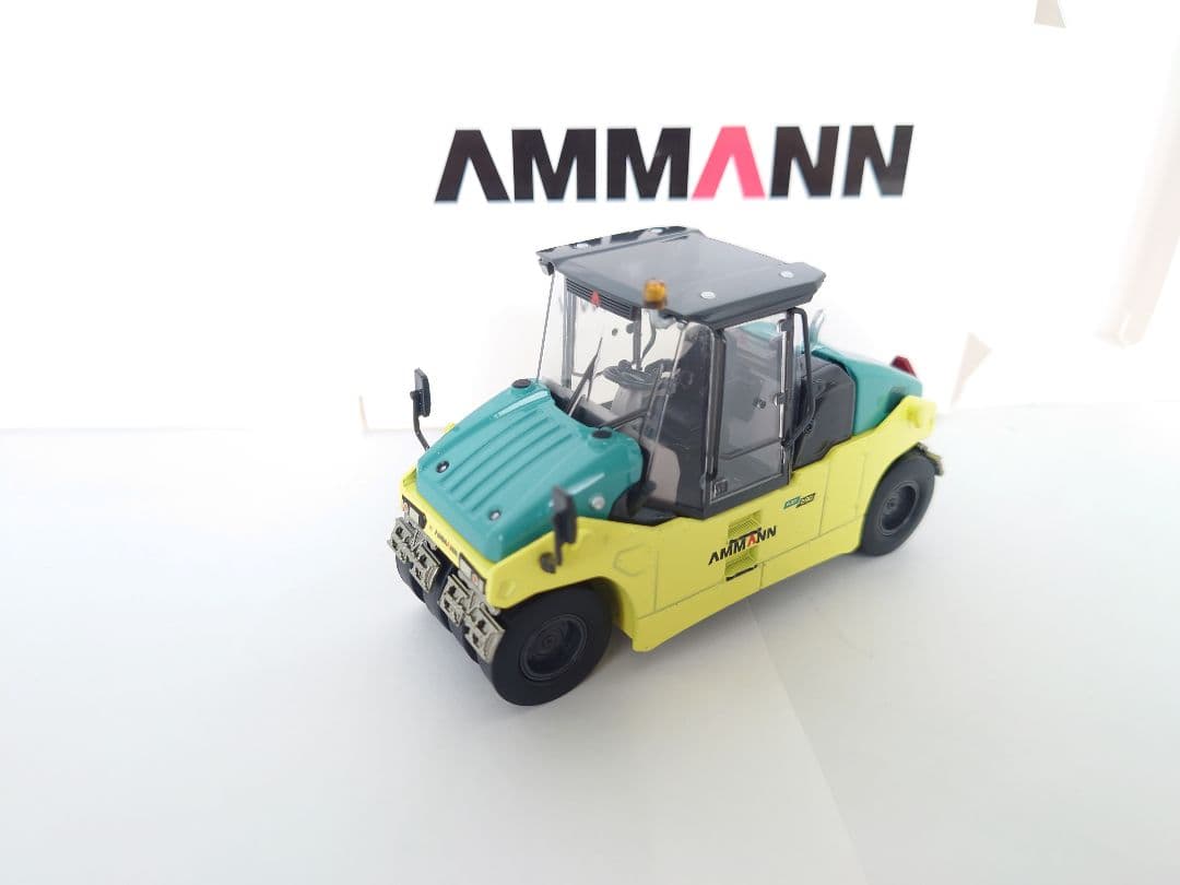 AMMANN ロードローラー　1/50 ART280