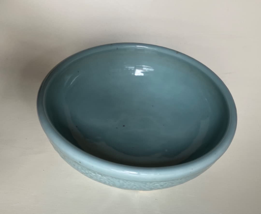 大清雍正年製　唐草紋様　超美しい青磁器