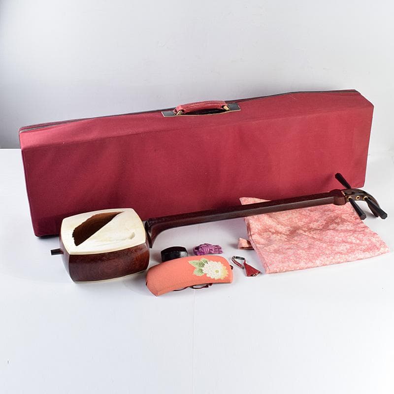 和楽器　弦楽器　唐木紫檀棹　金細三味線　ハードケース付　M　R9317B