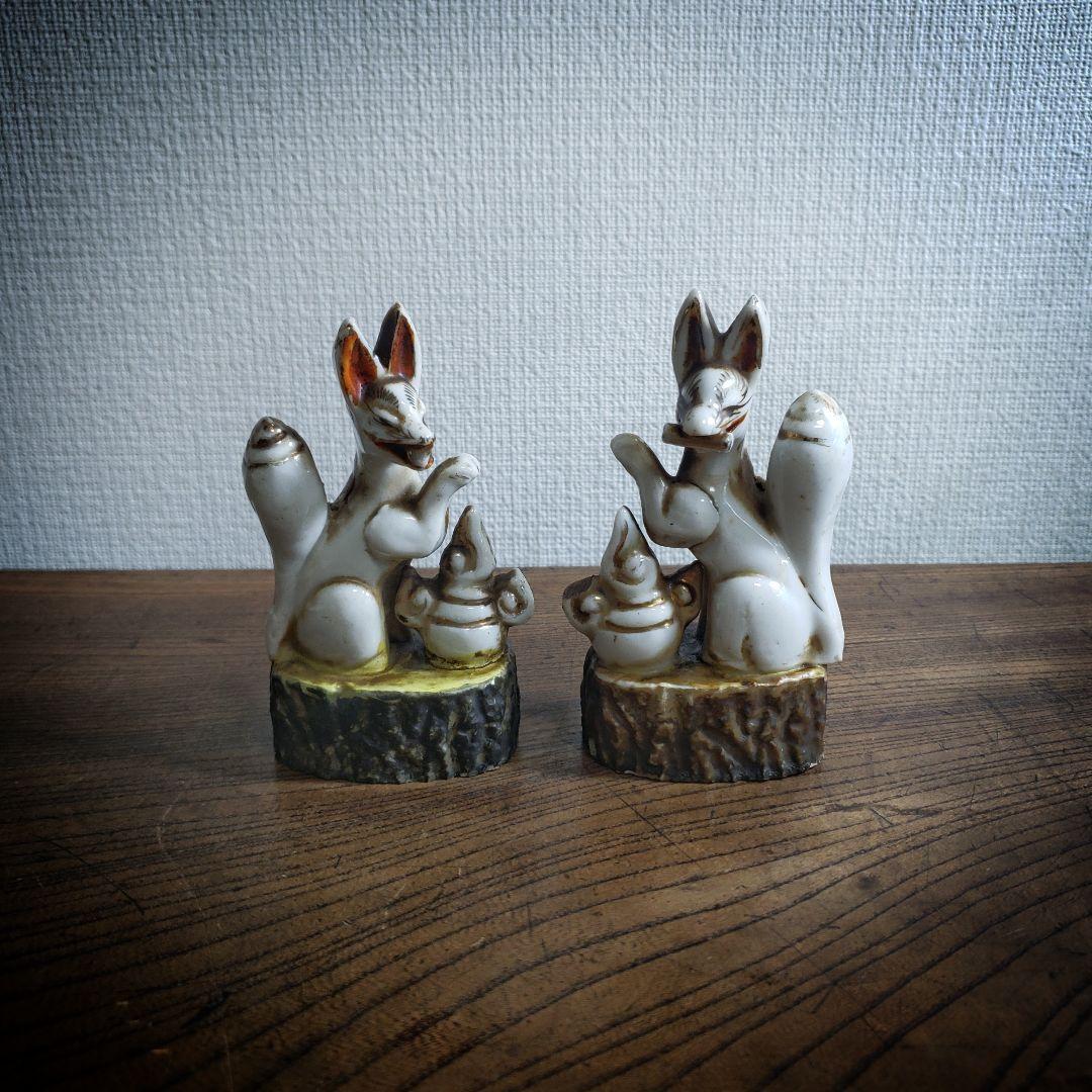 時代物　白磁　色絵　金彩　御稲荷様　神狐　稲荷狐　置物　一対　高さ10cm